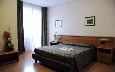 Camera Matrimoniale con Vista Lago