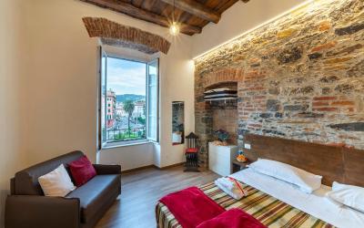 Camera Superior Matrimoniale/Doppia con Letti Singoli con Vista Cittu00e0