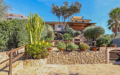 Appartamento con 3 Camere da Letto