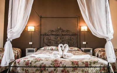 Camera Quadrupla con Bagno in Comune 