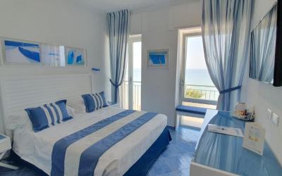 Camera Matrimoniale/Doppia con Letti Singoli con Vista Mare 