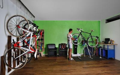 Camera Tripla Economy