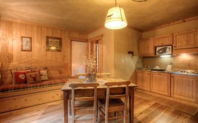 Appartamento Familiare con 1 Camera da Letto e Balcone (4 Adulti)