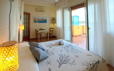 Appartamento con 2 Camere da Letto, Terrazza e Vista Mare