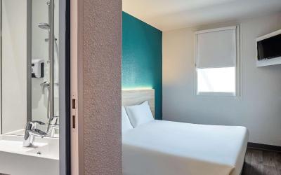 Chambre Cabrio avec Salle de Bains Privative Chambre Cabrio avec Salle de Bains Privative