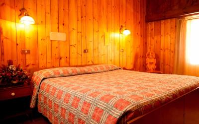 Camera Matrimoniale/Doppia con Letti Singoli