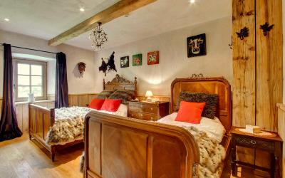 Chambre Double ou Lits Jumeaux avec Salle de Bains