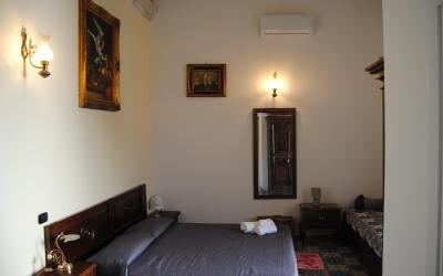 Camera Tripla Luxury