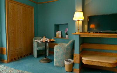 Camera Matrimoniale/Doppia con Letti Singoli con Vista Montagna