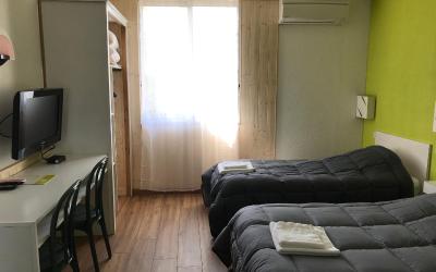 Chambre Triple Supu00e9rieure avec Climatisation. 