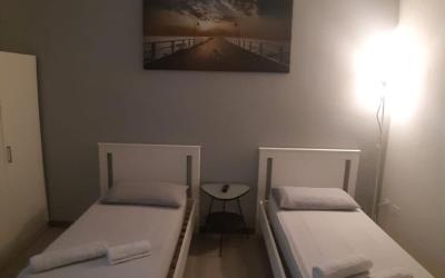 Camera Matrimoniale Standard con Bagno in Comune