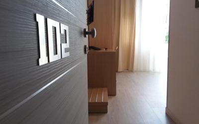 Camera Matrimoniale/Doppia con Letti Singoli con Balcone e Vista Mare