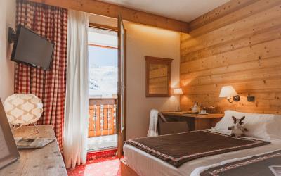 Chambre Double/Lits Jumeaux Supu00e9rieure avec Balcon Chambre Double/Lits Jumeaux Supu00e9rieure avec Balcon