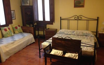 Camera Matrimoniale/Doppia con Letti Singoli