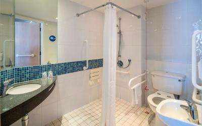 Standard Double Room - Disability Access