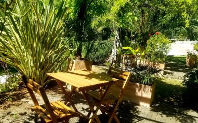 Chambre Double Supu00e9rieure avec Terrasseu00a0Privu00e9e - Vue sur Piscine