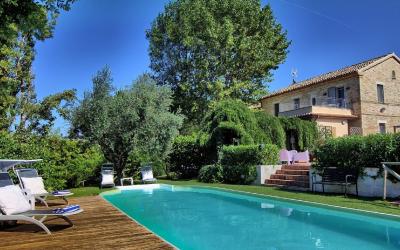 Villa con 4 Camere da Letto