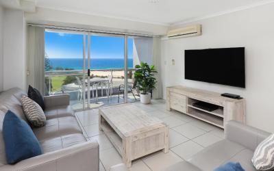 2 Bedroom Standard Center Front
