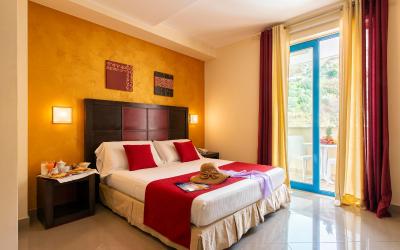 Camera Comfort Matrimoniale/Doppia con Letti Singoli