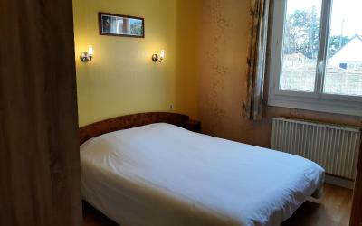 Chambre Lit King-Size - Accessible aux Personnes u00e0 Mobilitu00e9 Ru00e9duite