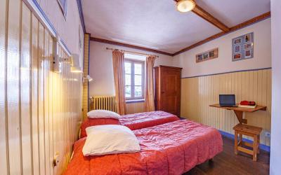Chambre Double ou Lits Jumeaux avec Salle de Bains Privative Chambre Double ou Lits Jumeaux avec Salle de Bains Privative