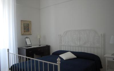 Appartamento con 2 Camere da Letto Appartamento con 2 Camere da Letto
