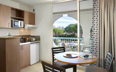 Studio - Etage 1 ou 2 / 2 u00e0 3 personnes Studio - Etage 1 ou 2 / 2 u00e0 3 personnes