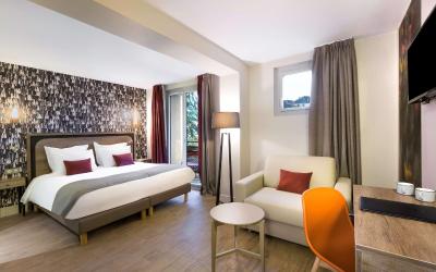 Chambre Lit King-Size Supu00e9rieure avec Canapu00e9-Lit (3 Adultes) Chambre Lit King-Size Supu00e9rieure avec Canapu00e9-Lit (3 Adultes)