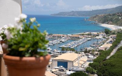 Appartamento con Vista Mare - Edificio Separato 