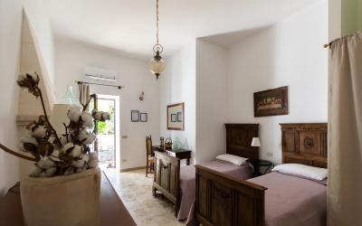 Camera Quadrupla Classic