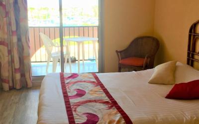 Chambre avec Terrasse et Climatisation - Vue sur Port