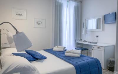 Camera Economy Matrimoniale/Doppia con Letti Singoli