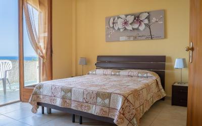 Camera Deluxe Matrimoniale con Vista Mare