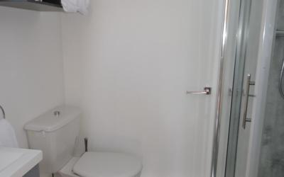 Chambre Lits Jumeaux avec Salle de Bains Privative