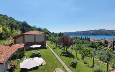 Camera Matrimoniale con Vista Lago