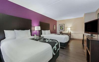 Standard Double Room with Two Double Beds
