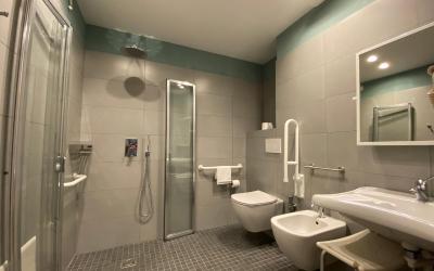 Camera Doppia con Letti Singoli con Accesso Disabili