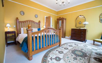 Superior King Room