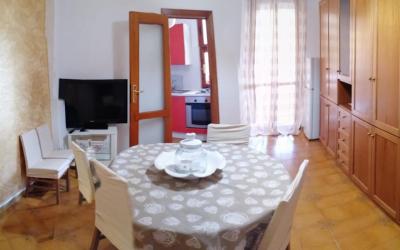 Appartamento con 2 Camere da Letto