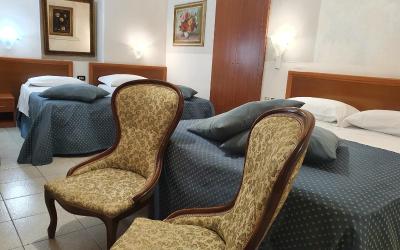 Camera Quadrupla Standard 