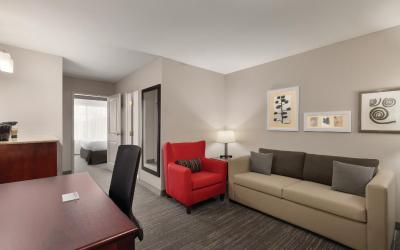 One-Bedroom King Suite with Sofa Bed - Non-Smoking