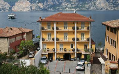 Camera Doppia con Letti Singoli con Balcone 