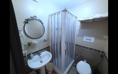 Ampia Camera Matrimoniale