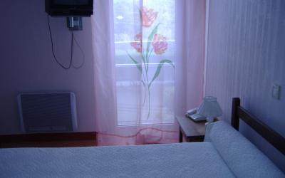 Chambre Double - Vue sur Rue