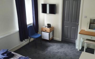 Double Room with Private Bathroom