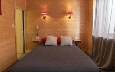 Hu00e9bergement Quadruple Esprit Chalet - Vue sur Cour