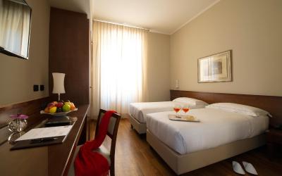 Camera Doppia con Letti Singoli