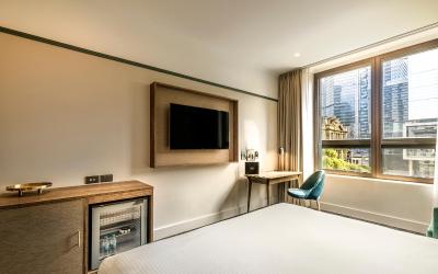 Premiere Room