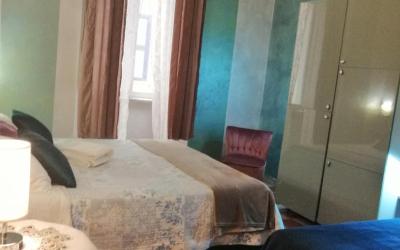 Camera Tripla con Bagno in Comune