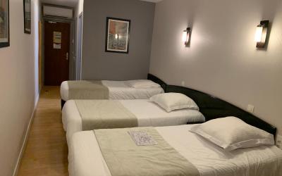 Chambre Triple (3 Adultes)
